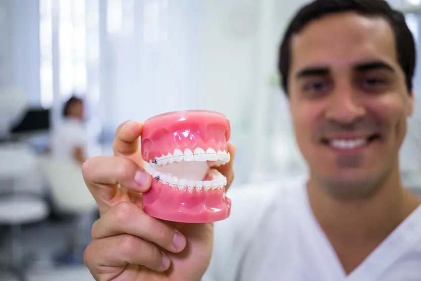 Crowns, Caps, Bridges & Dentures in Sharanpur Road Nashik