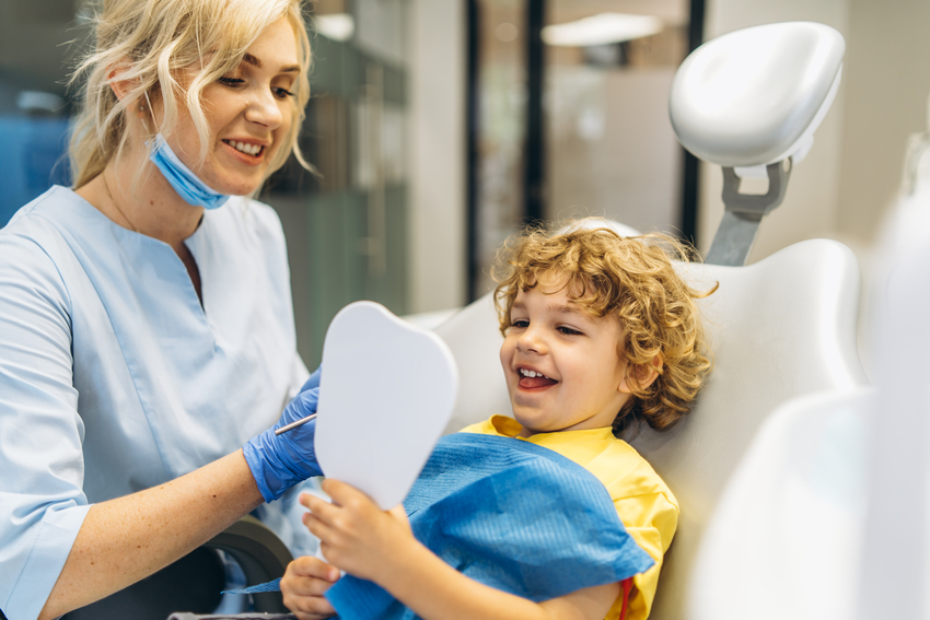 Pediatric Dental Clinic in Canada Corner Nashik 