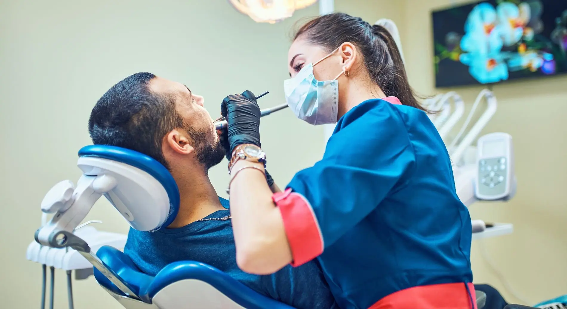 Care 32 & implant Centre in Nashik